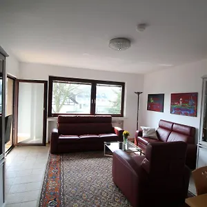 https://ferienwohnung-refrath.dusseldorf-hotel.net